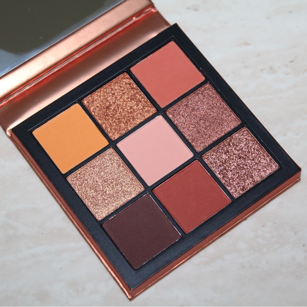 Huda Beauty Topaz Obsessions Eyeshadow Palette (NWOB) - Picture 3 of 16